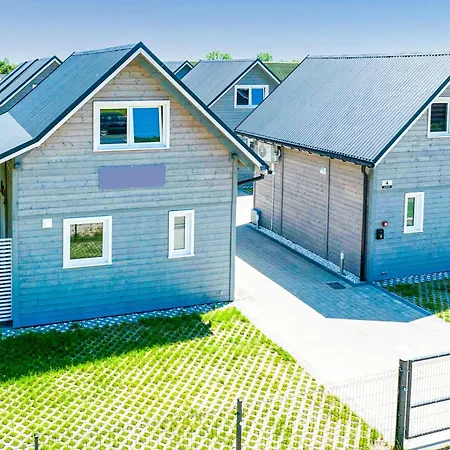 2 Bedroom Lovely In